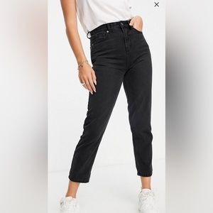 High rise mom jeans in washed black